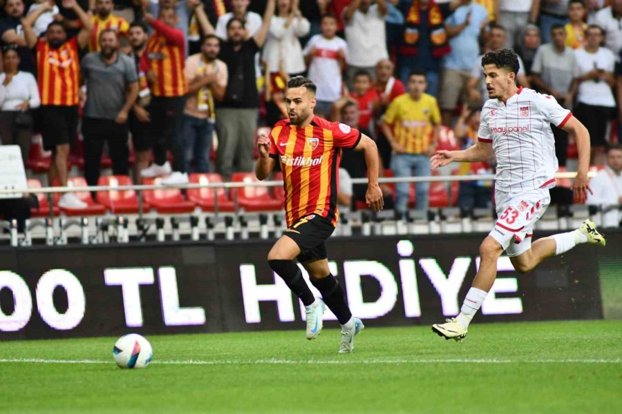 Trendyol Süper Lig: Kayserispor: 1 - Sivasspor: 1 (maç Devam Ediyor)