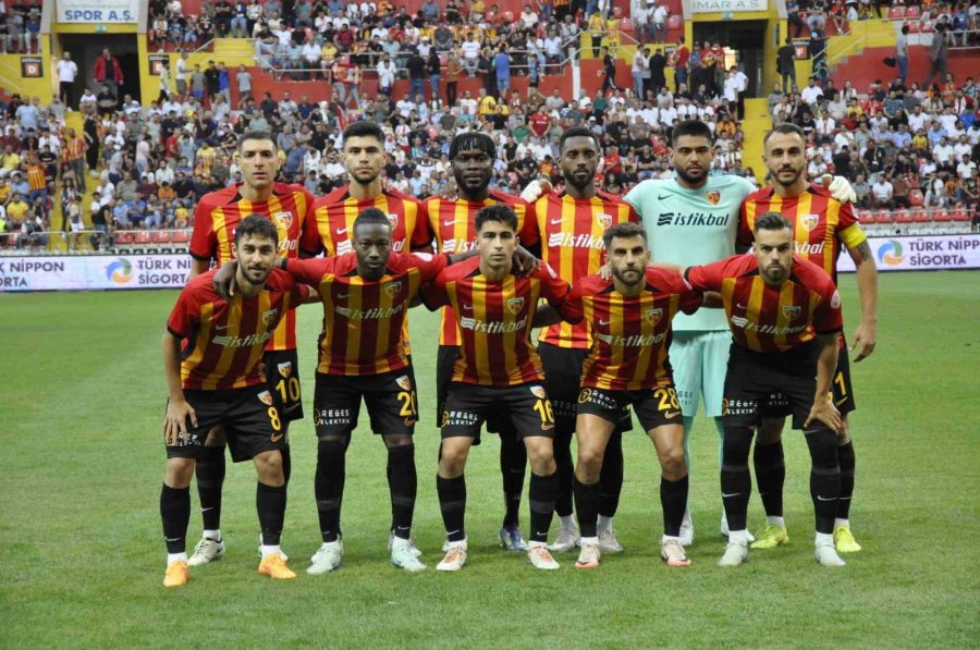 Trendyol Süper Lig: Kayserispor: 1 - Sivasspor: 1 (maç Devam Ediyor)