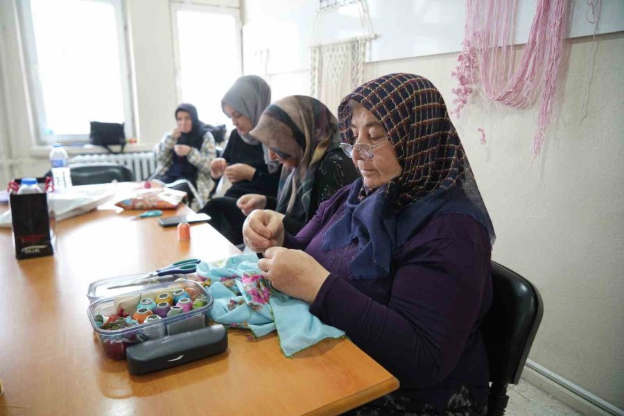 Halk Eğitim Merkezlerinde Usta Öğretici Başvuruları Sürüyor