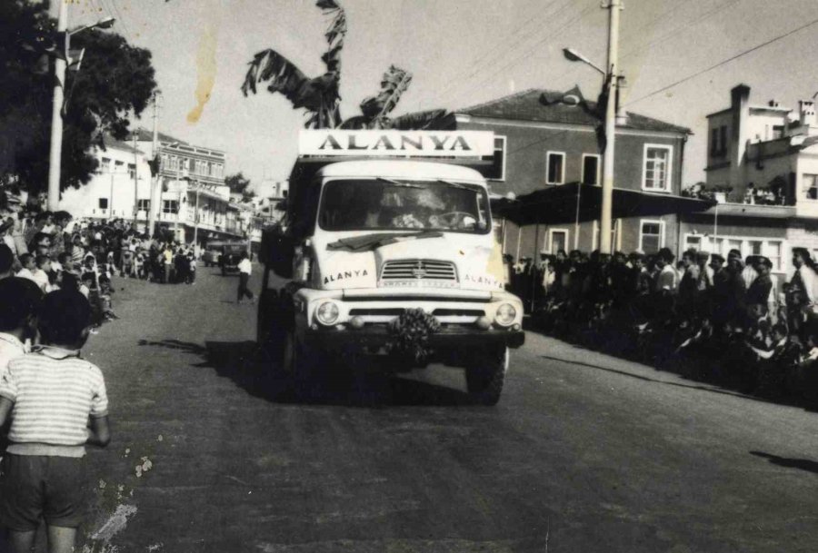 Alanya’da Siyah Beyaz Fotoğraf Sergisi