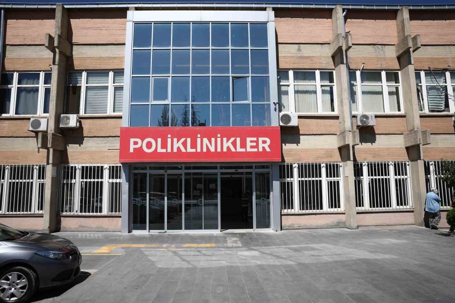 Büyükşehir; Erü Acil Servis Binasını Ve Polikliniklerini Yeniledi