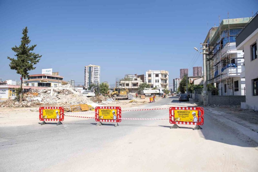 Mersin’de Yol Açma Çalışmaları Sürüyor