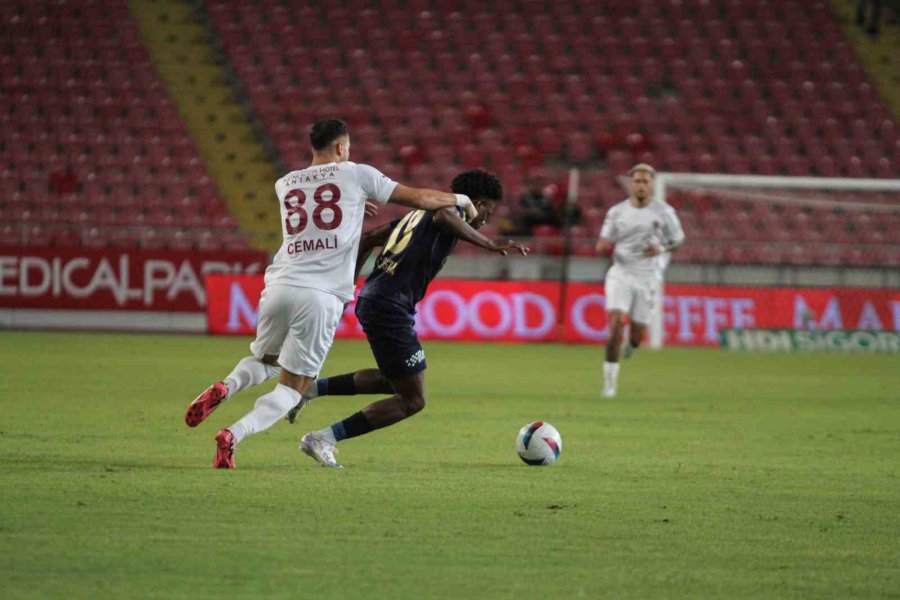 Trendyol Süper Lig: Hatayspor: 1 - Kasımpaşa: 0 (ilk Yarı)