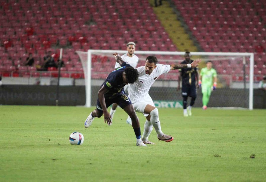 Trendyol Süper Lig: Hatayspor: 1 - Kasımpaşa: 0 (ilk Yarı)