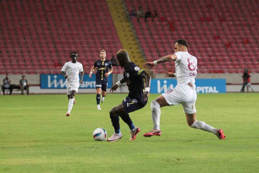 Trendyol Süper Lig: Hatayspor: 1 - Kasımpaşa: 0 (ilk Yarı)