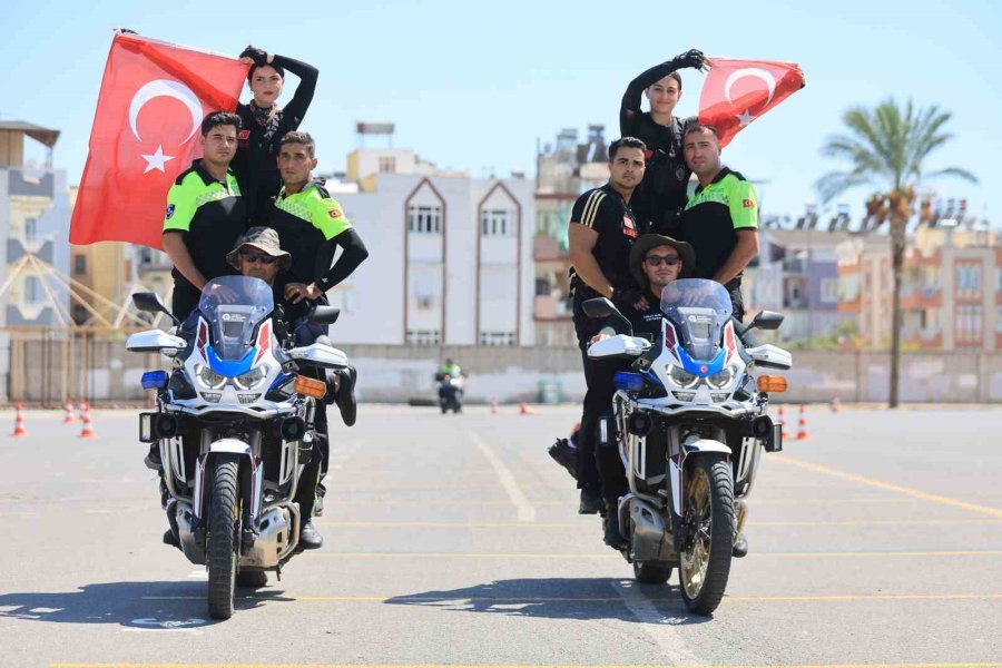 Antalya Büyükşehir Belediyesi Motorize Zabıta Ekiplerini Devreye Soktu