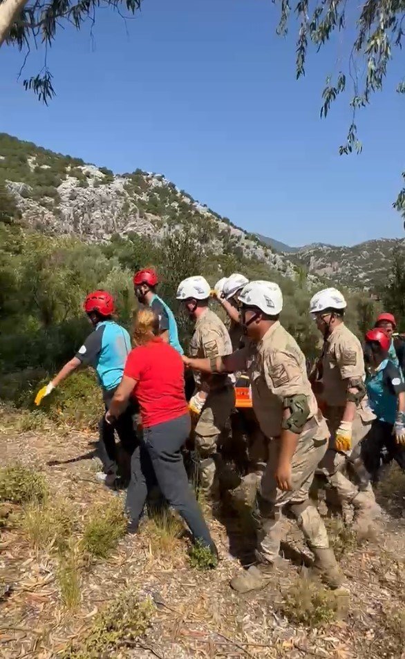 Antalya’da Gerçeğini Aratmayan Büyük Deprem Tatbikatı