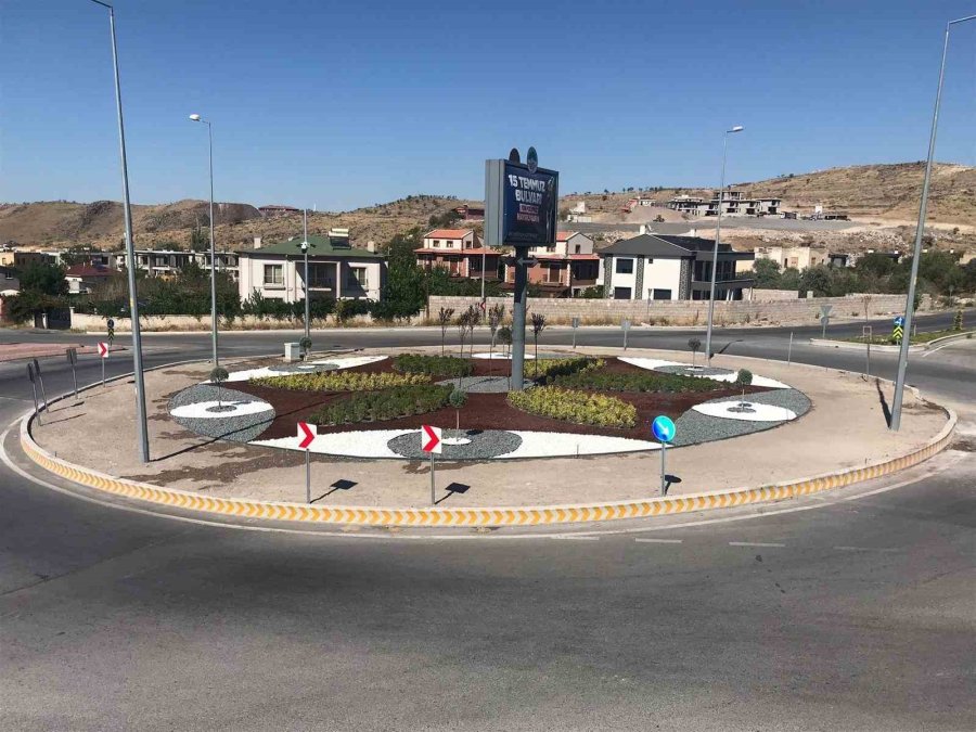 Kayseri Büyükşehir’den "kuru Peyzaj" Uygulamaları