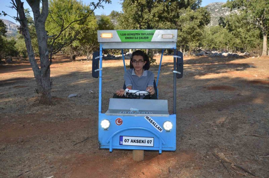 15 Yaşındaki Genç Güneş Enerjisi Paneliyle Çalışan 65 Km Menzilli Araç Yaptı