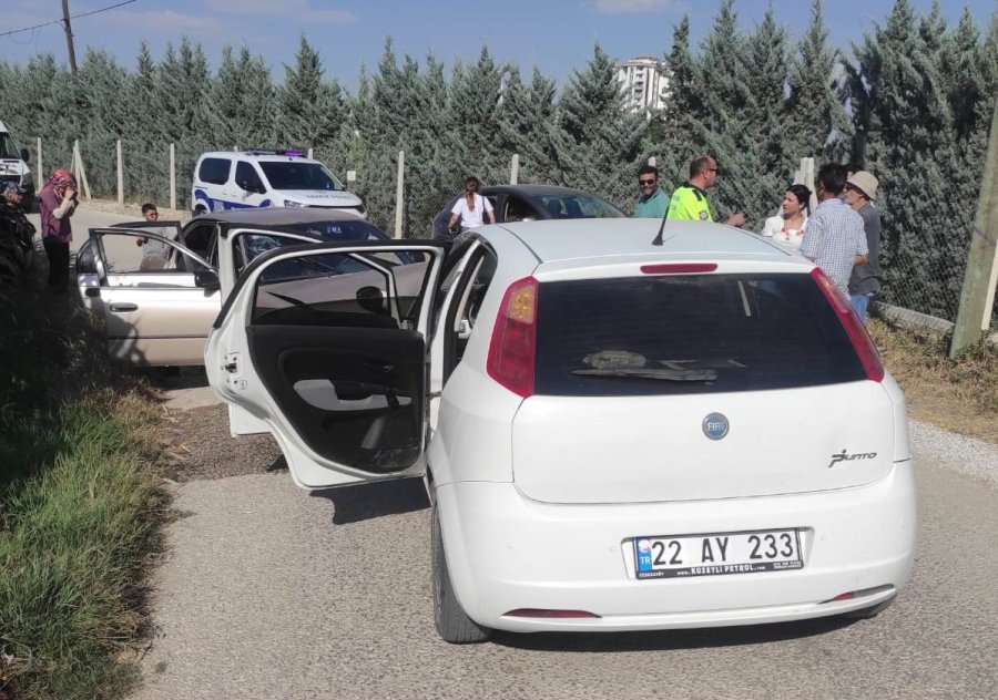 Konya’da İki Otomobil Çarpıştı: 5 Yaralı