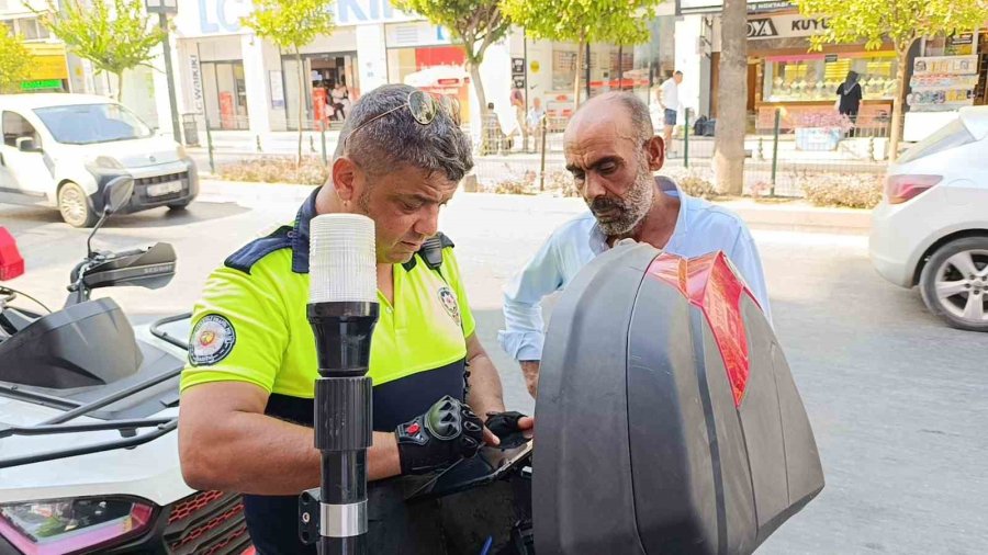 Antalya’da 2 Saatte Kontrol Edilen 130 Motosikletin Yarısına Ceza Kesildi