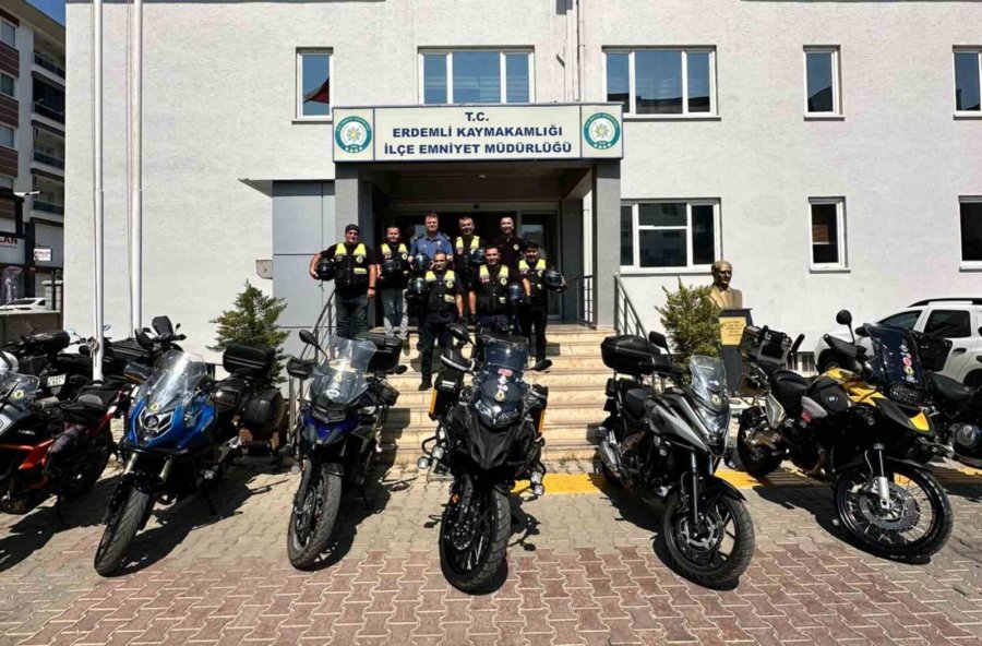 Motosiklet Tutkunları Kask Kullanımına Dikkat Çekti