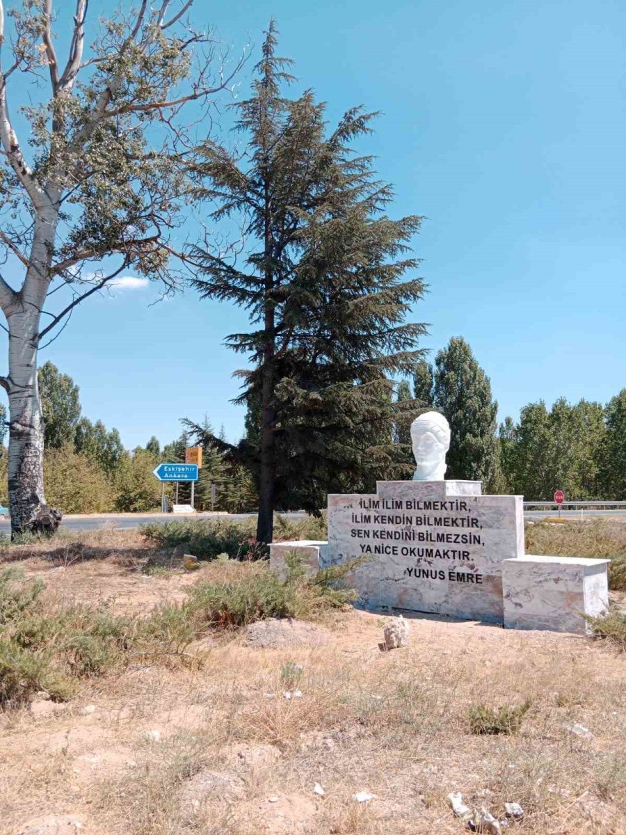 Odunpazarı Belediyesinden Gönül İnsanı Yunus Emre’ye Saygı