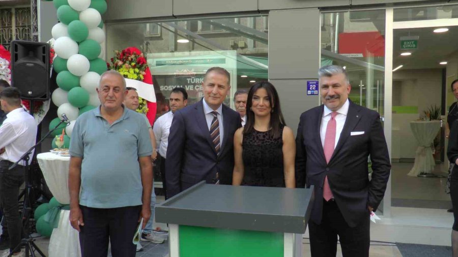 Şekerbank Kayseri Şubesi Yeni Binasına Taşındı