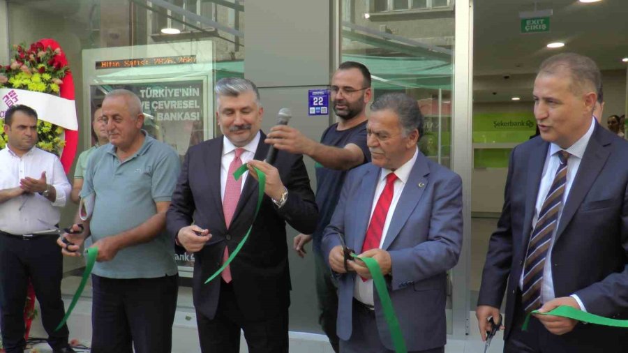 Şekerbank Kayseri Şubesi Yeni Binasına Taşındı