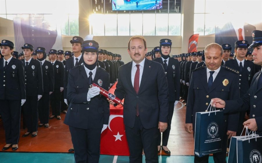 Mersin Pomem 30. Dönem Mezunlarını Verdi