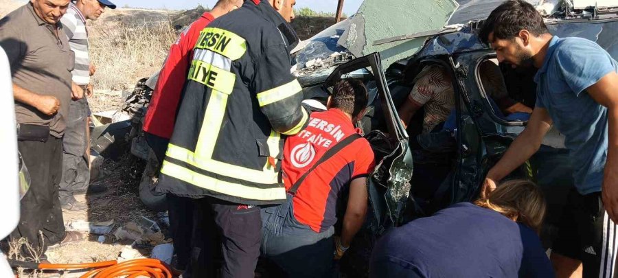 Mersin’de Trafik Kazası: 1 Ölü, 6 Yaralı