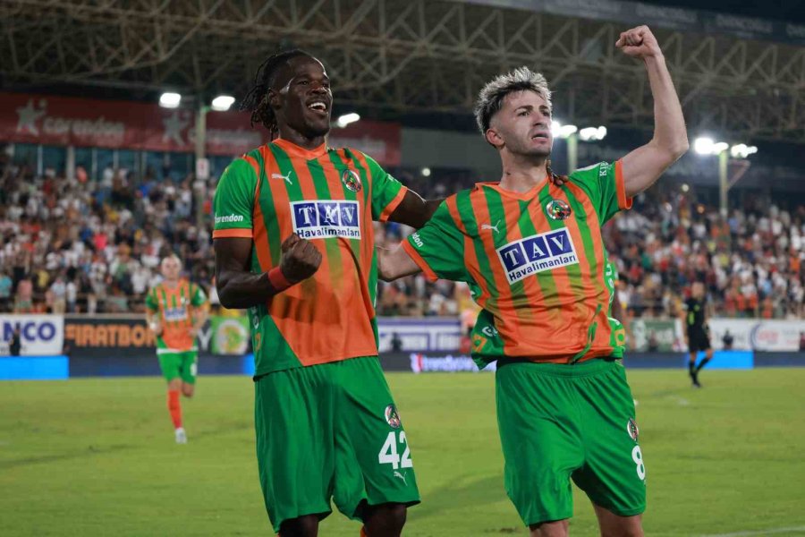 Trendyol Süper Lig: Corendon Alanyaspor: 1 - Göztepe: 1 (maç Sonucu)