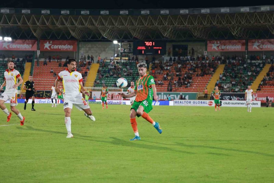 Trendyol Süper Lig: Corendon Alanyaspor: 1 - Göztepe: 1 (maç Sonucu)