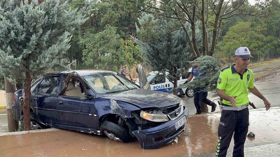 Aksaray’da Trafik Kazası: 2 Yaralı