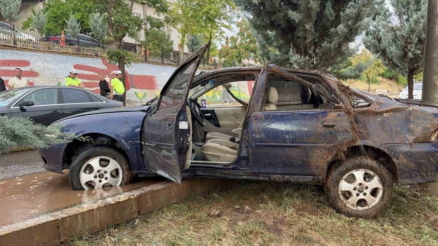 Aksaray’da Trafik Kazası: 2 Yaralı