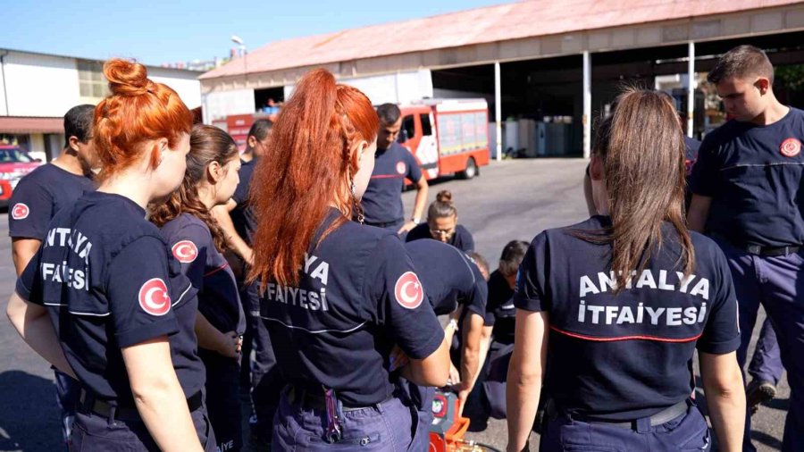 Antalya İtfaiyesinden Elektrikli Araç Söndürme Kiti