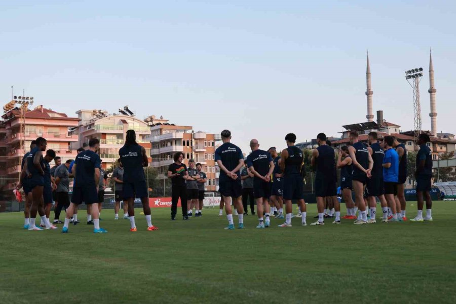 Alanyaspor’da Fenerbahçe Mesaisi Başladı