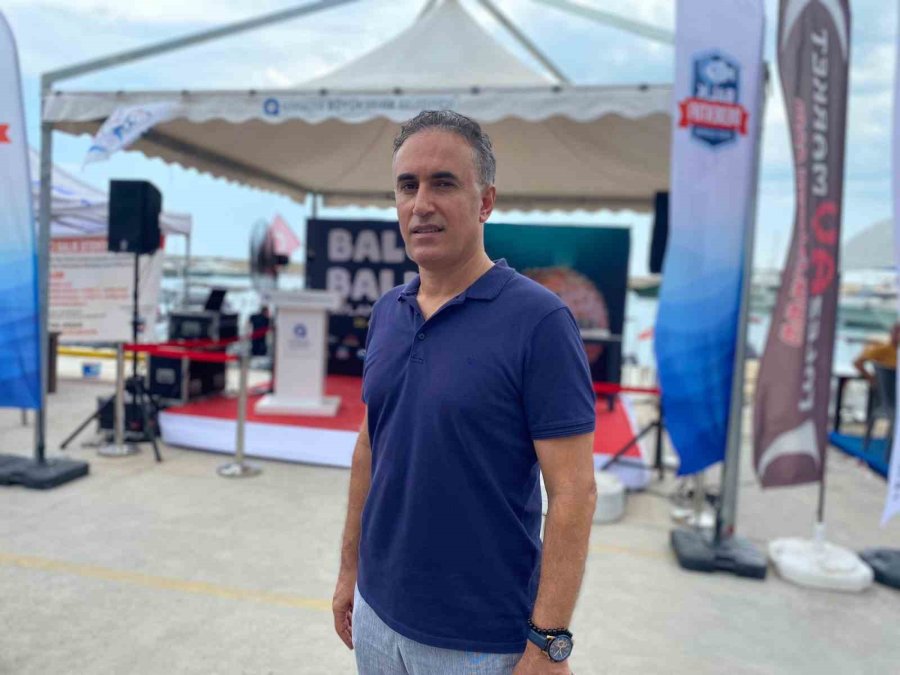 Antalya’da İstilacı Balon Balığı Avlama Yarışması