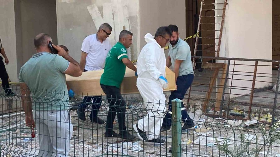 Mersin’de 6’ıncı Kattan Asansör Boşluğuna Düşen İşçi Hayatını Kaybetti