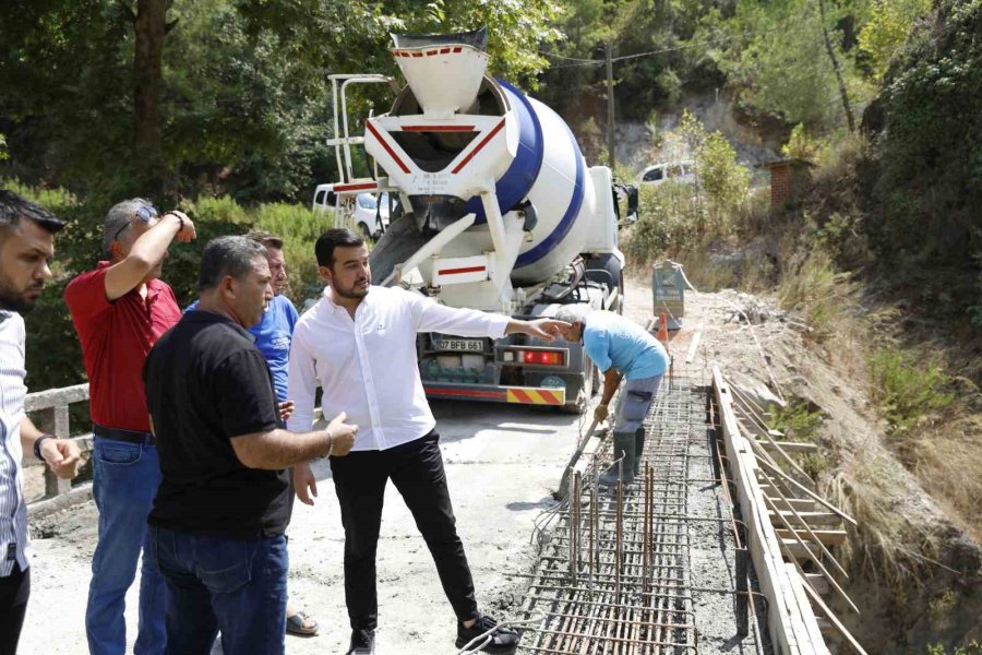 Alanya’da 64 Yıllık Köprüyü Yeniliyor