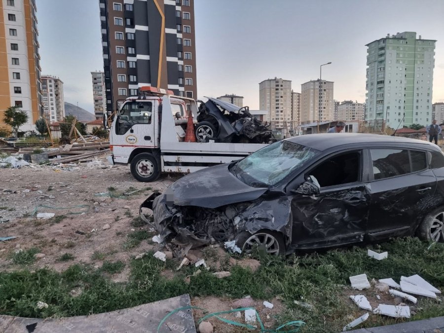 Tofaş’ın İkiye Bölündüğü Kaza Kamerada