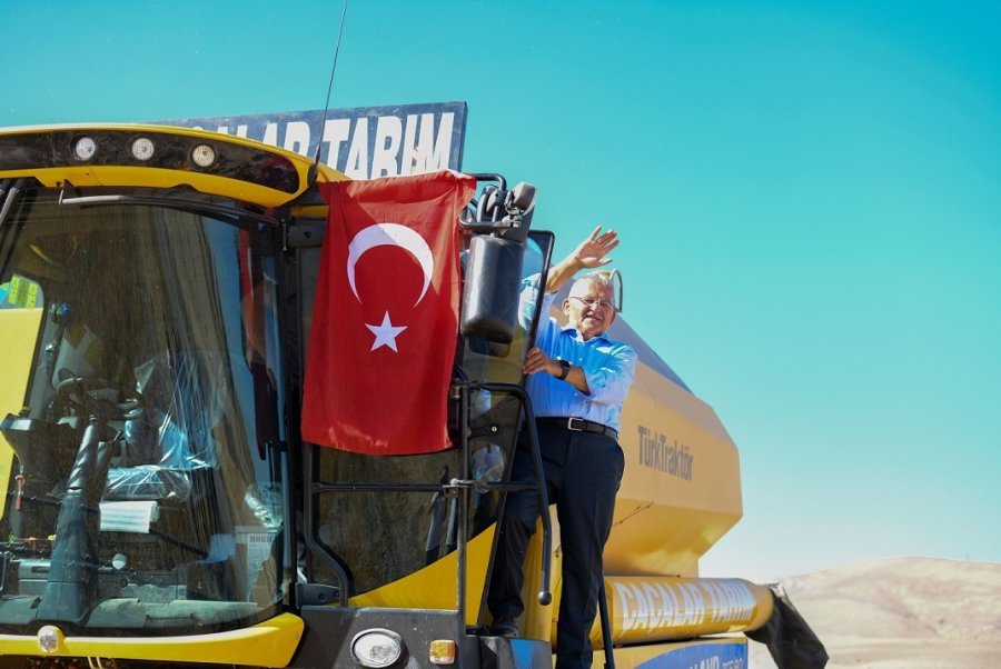 Çiftçi Dostu Başkan Büyükkılıç’tan Daha Güçlü Destek İçin ‘çiftçi Kayıt Sistemi’ Projesi