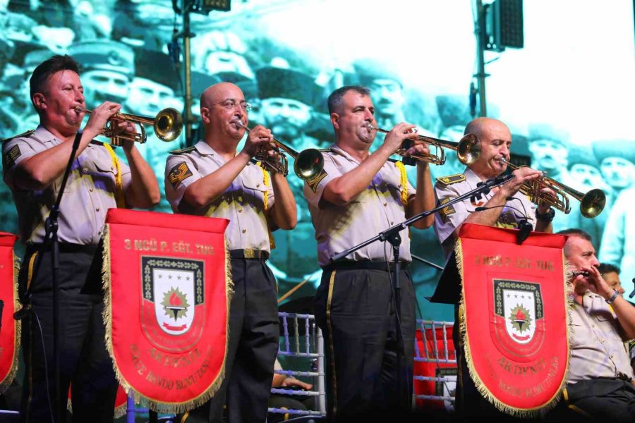 Antalya Büyükşehir’den Zafer Bayramı’na Özel Sergi Ve Konser