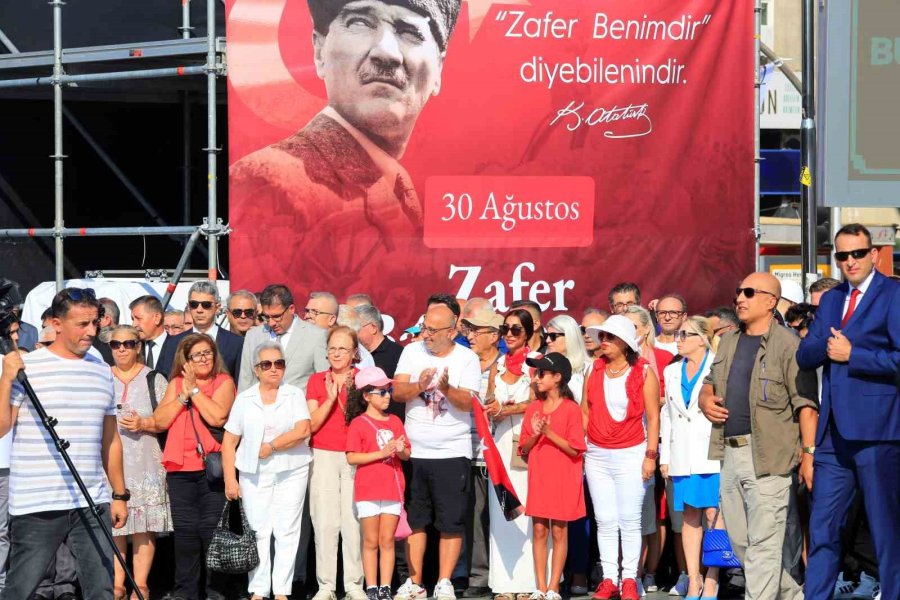 Antalya’da 30 Ağustos Coşkusu Yaşandı