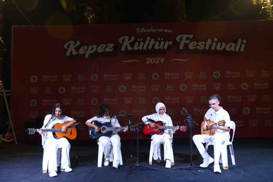 Kepez’den Zafer Bayramı’na Özel Coşkulu Konser