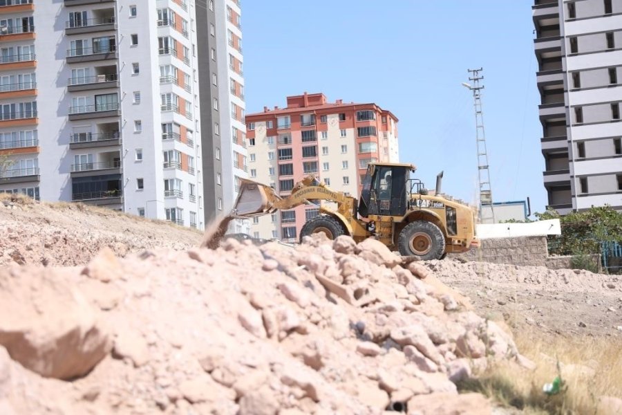 Başkan Çolakbayrakdar, “yenidoğan’ın Trafik Akışını Daha Konforlu Hale Getiriyoruz”