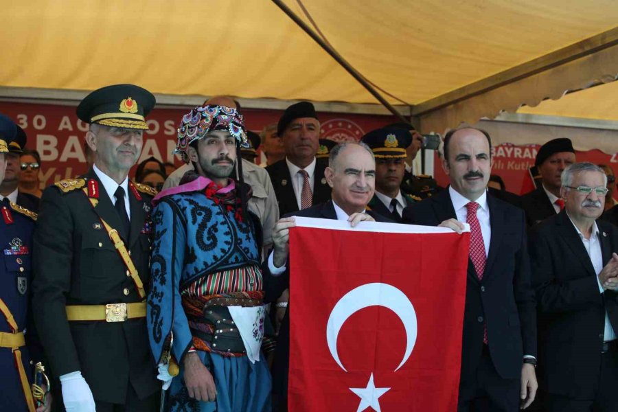 Konya’da 30 Ağustos Zafer Bayramı Coşkusu