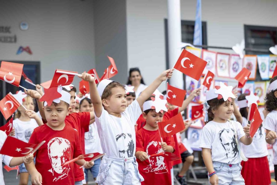 Başkan Seçer: "bağımsızlık Mücadelesinin Zaferle Taçlandığı Gündür Bugün"