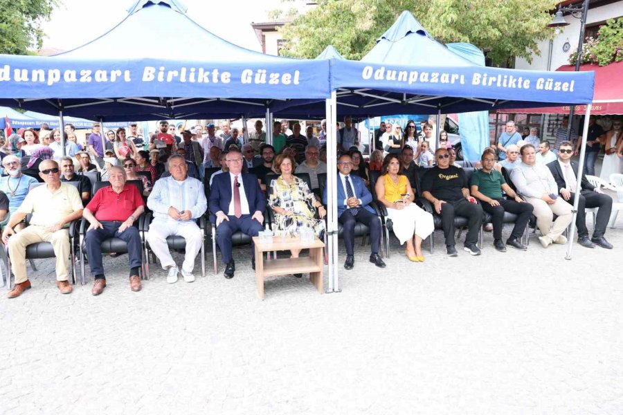 Şehrin Festivalleri Büyük Zaferin Yıl Dönümünde Başladı