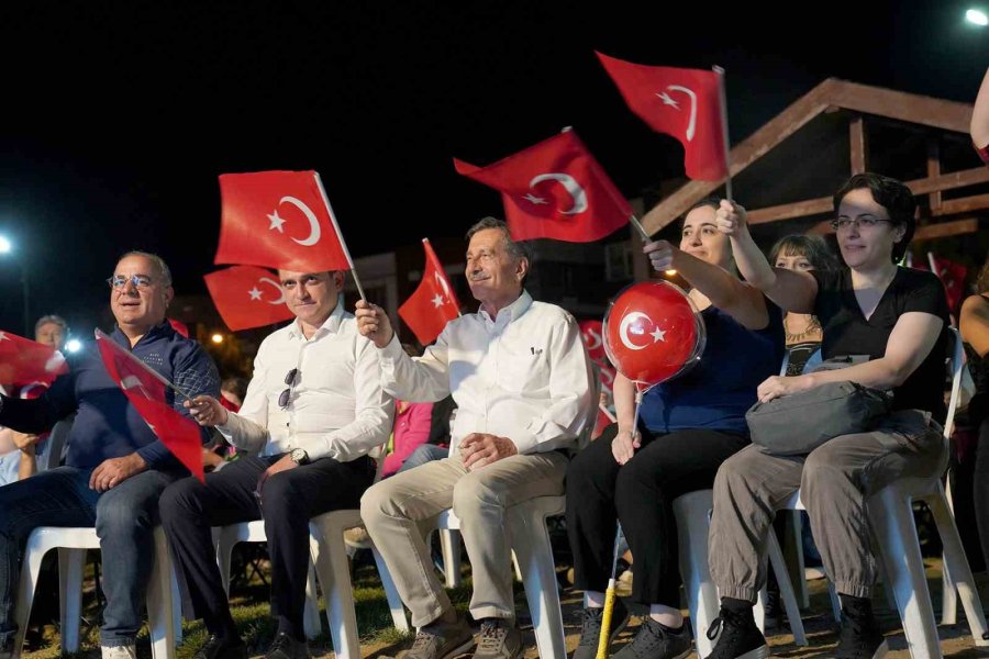 Zafer Bayramı Coşkusu Tepebaşı’nda Yaşandı