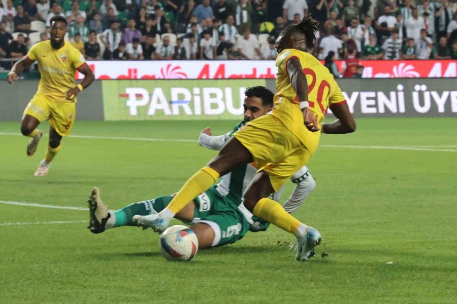 Trendyol Süper Lig: Konyaspor: 0 - Kayserispor: 0 (ilk Yarı)