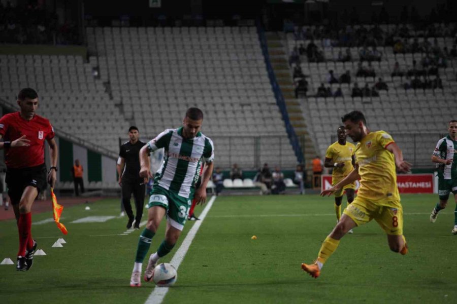 Trendyol Süper Lig: Konyaspor: 0 - Kayserispor: 0 (ilk Yarı)