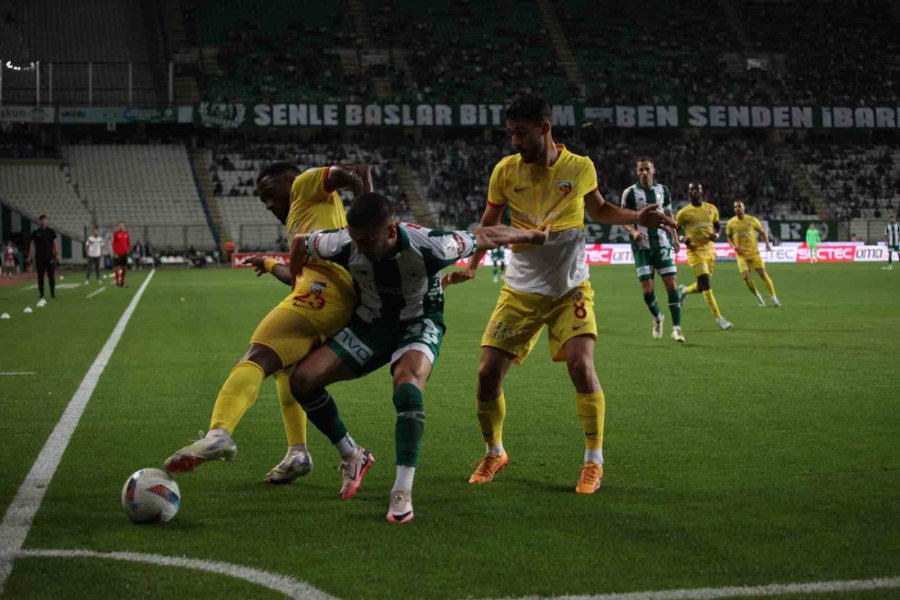 Trendyol Süper Lig: Konyaspor: 0 - Kayserispor: 0 (ilk Yarı)