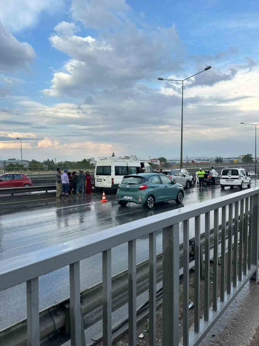 Aniden Bastıran Kuvvetli Yağış Eskişehir’de Hayatı Olumsuz Etkiledi