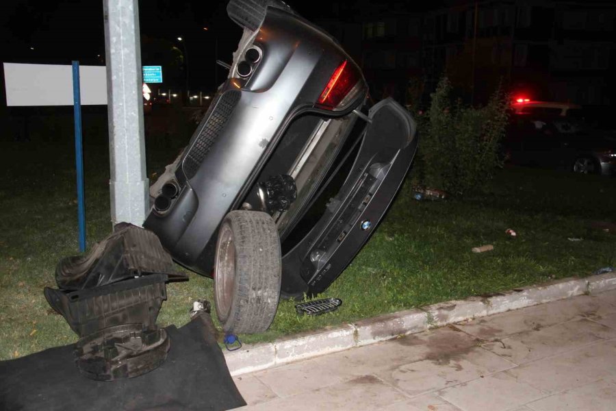 Beyşehir’de Otomobiller Çarpıştı: 4 Yaralı