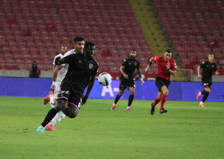 Trendyol Süper Lig: Hatayspor: 0 - Samsunspor: 1 (ilk Yarı)