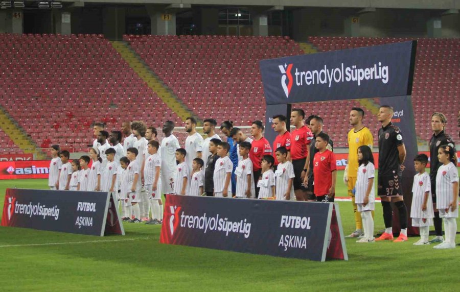 Trendyol Süper Lig: Hatayspor: 0 - Samsunspor: 1 (ilk Yarı)