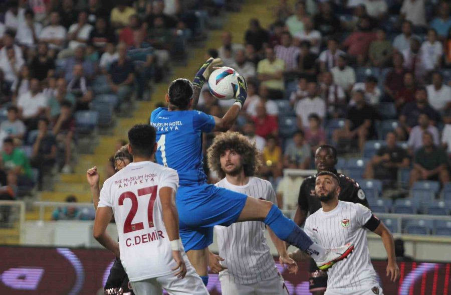 Trendyol Süper Lig: Hatayspor: 0 - Samsunspor: 1 (ilk Yarı)