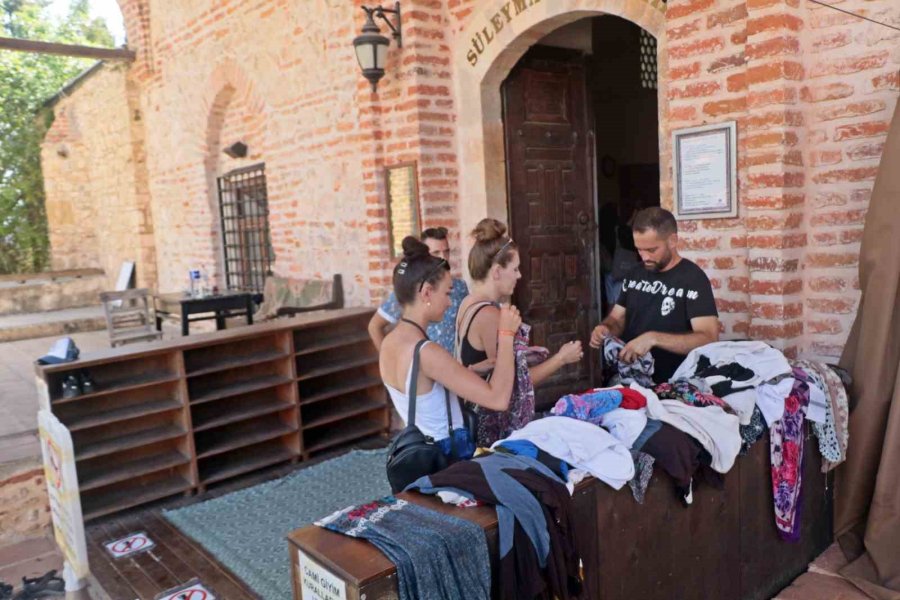 Alanya’da Selçuklu Mimarisi 793 Yıllık Camiye Turistlerin Yoğun İlgisi