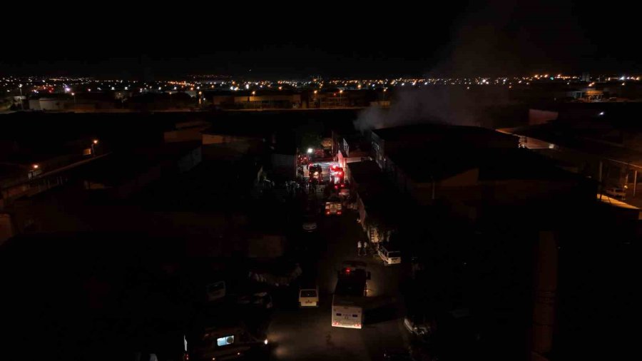 Kayseri’de Yangın Paniği: 3 İş Yeri Küle Döndü